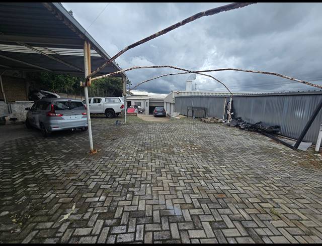 600M² WORKSHOP FOR SALE IN ACTIVIA PARK